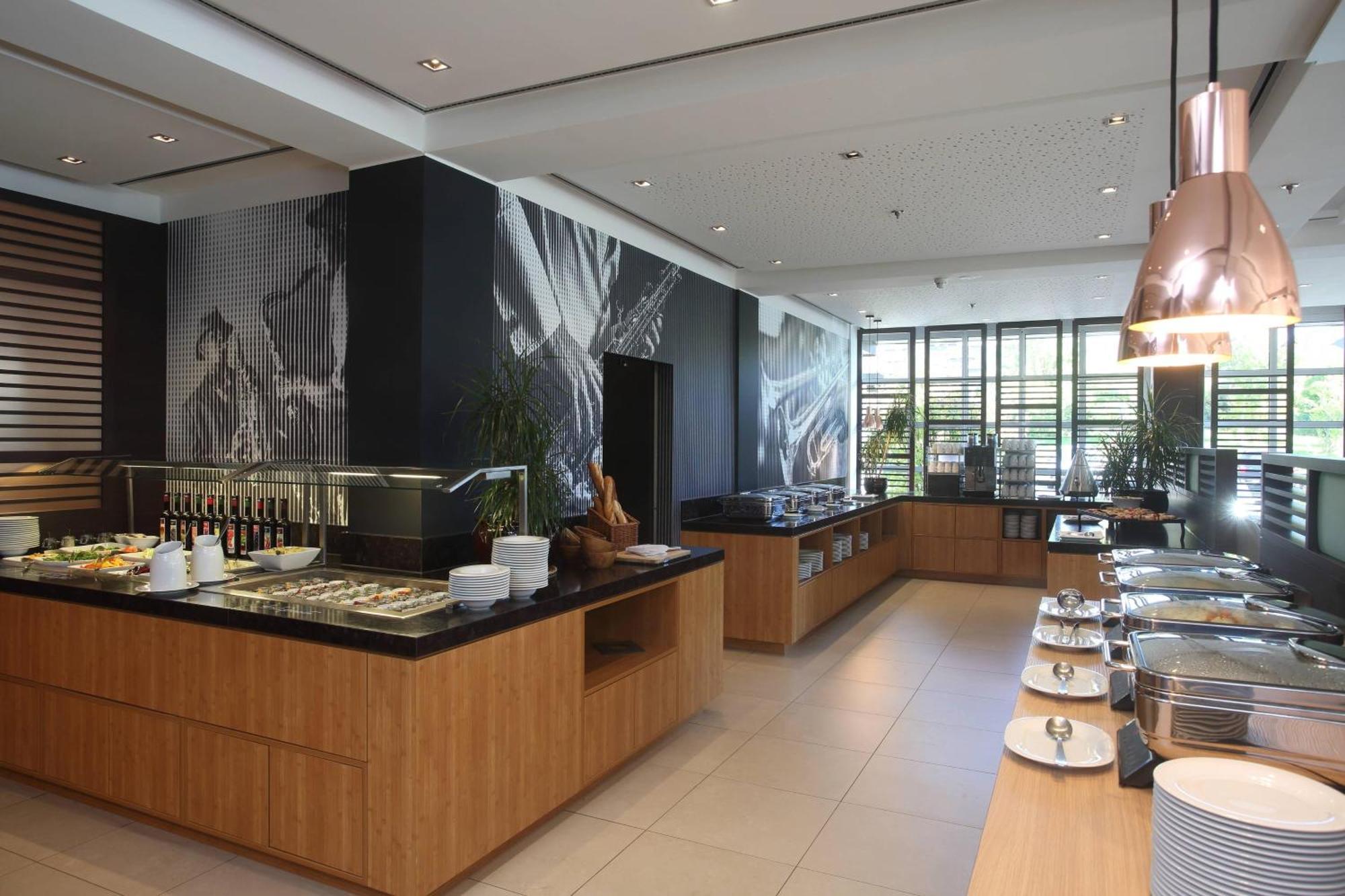 Courtyard By Marriott Wiesbaden-Nordenstadt Ngoại thất bức ảnh